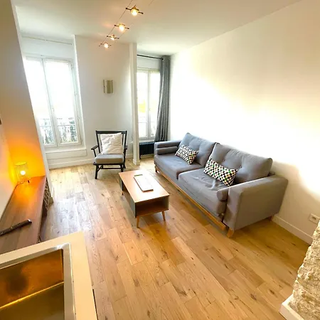 Apartament Superbe Haussmannien Suspendu *