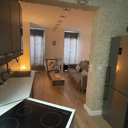 Superbe Haussmannien Suspendu Paryż